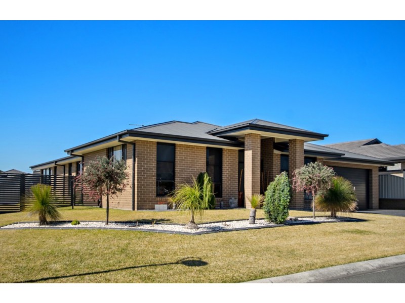 28 Massie Crescent, Tuncurry NSW 2428