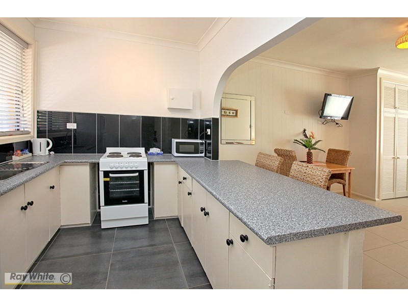 128-132 Manning Street, Tuncurry NSW 2428