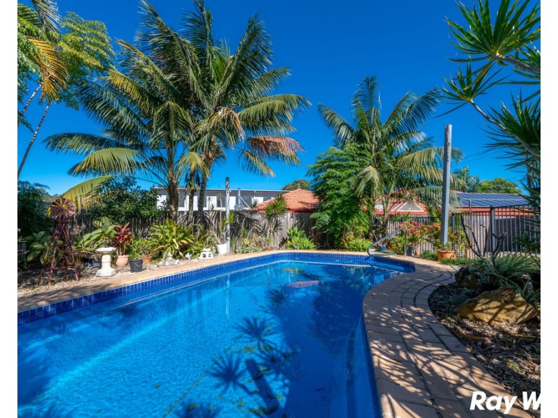80 Macintosh Street, Forster NSW 2428