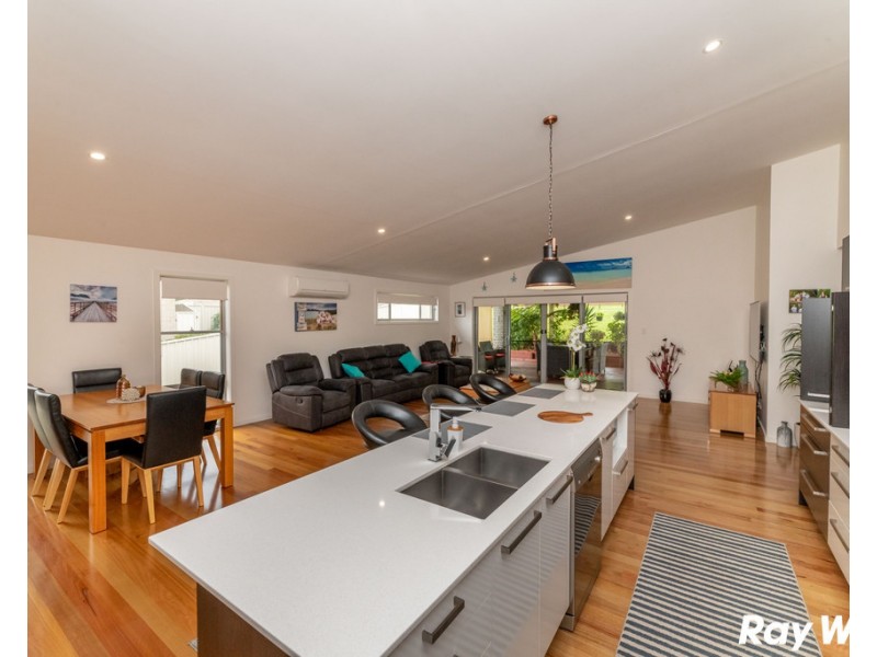 105 Kularoo Drive, Forster NSW 2428
