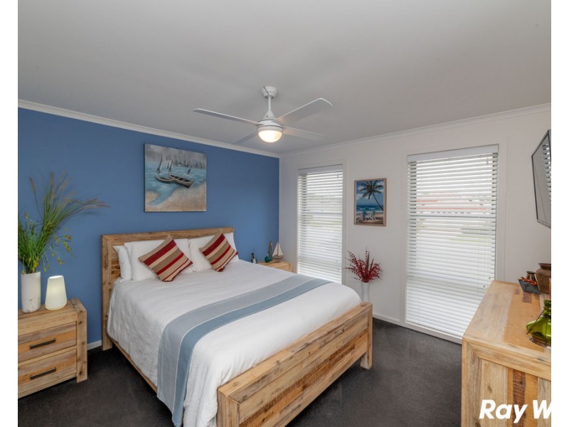 105 Kularoo Drive, Forster NSW 2428