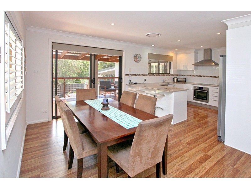 2 Avon Place, Forster NSW 2428