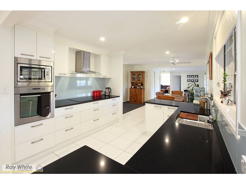 67 Oakview Drive, Hallidays Point NSW 2430