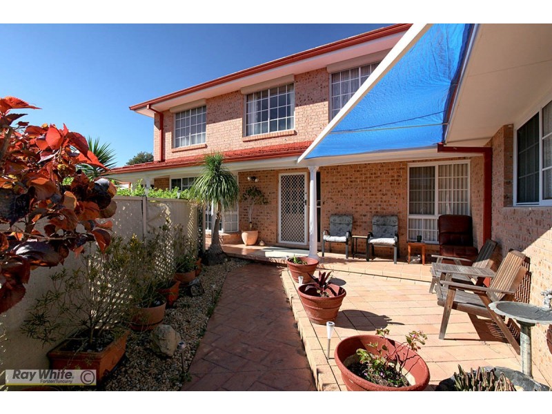 4 Palmway Crescent, Tuncurry NSW 2428