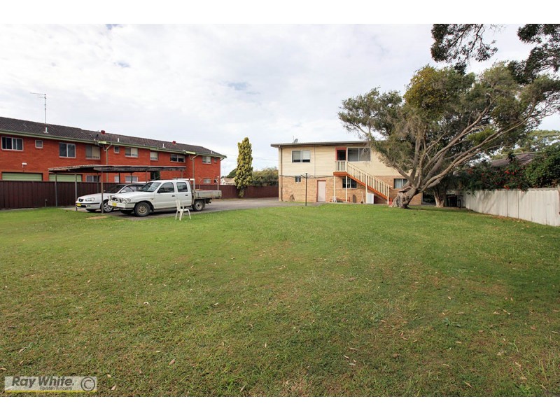 3 Maneela Street, Forster NSW 2428