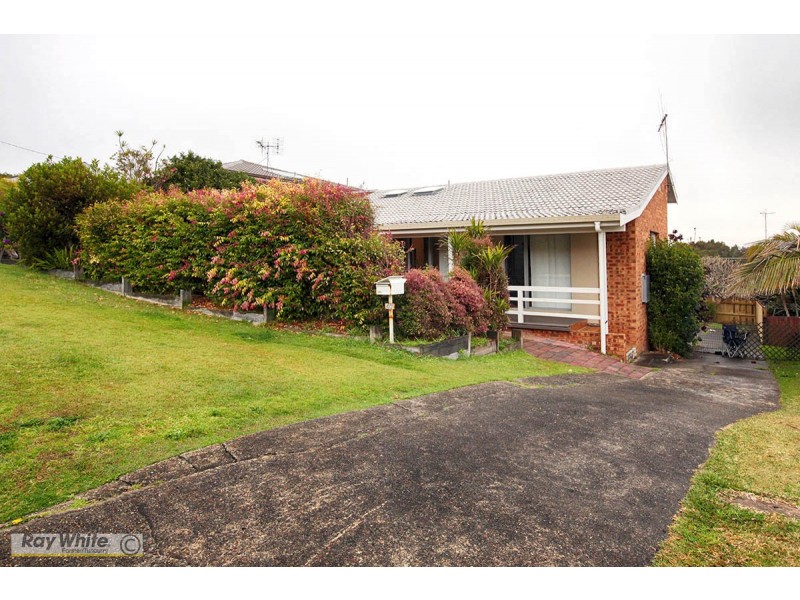 47 Lakeview Crescent, Forster NSW 2428