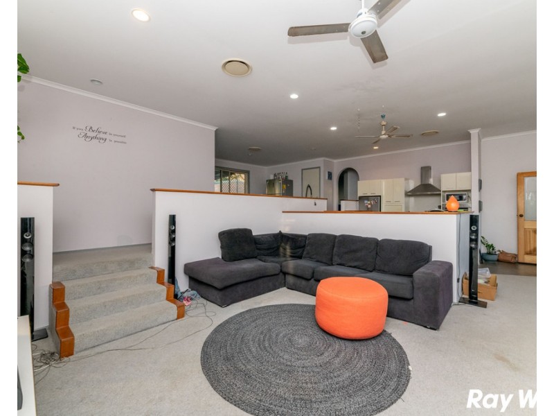 4 Frazer Avenue, Green Point NSW 2428