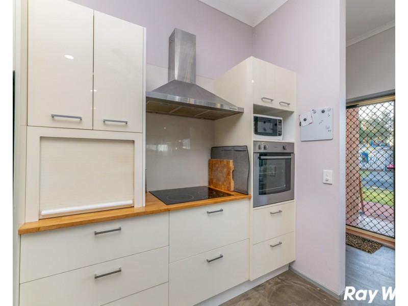 4 Frazer Avenue, Green Point NSW 2428