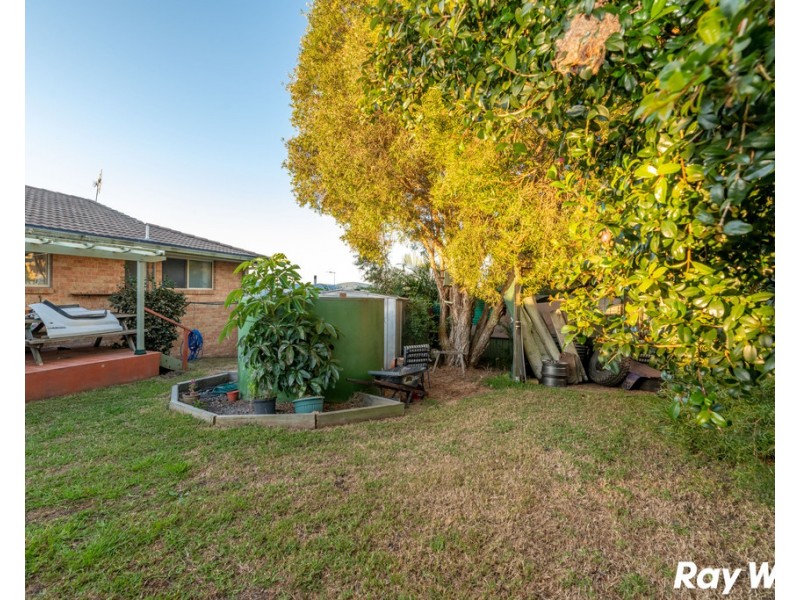 4 Frazer Avenue, Green Point NSW 2428