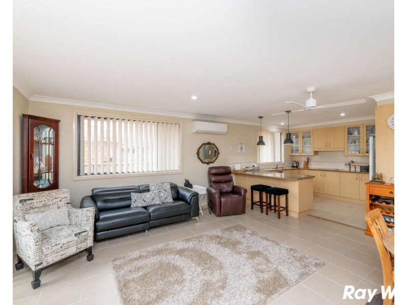 1/3 Annecy Court, Forster NSW 2428