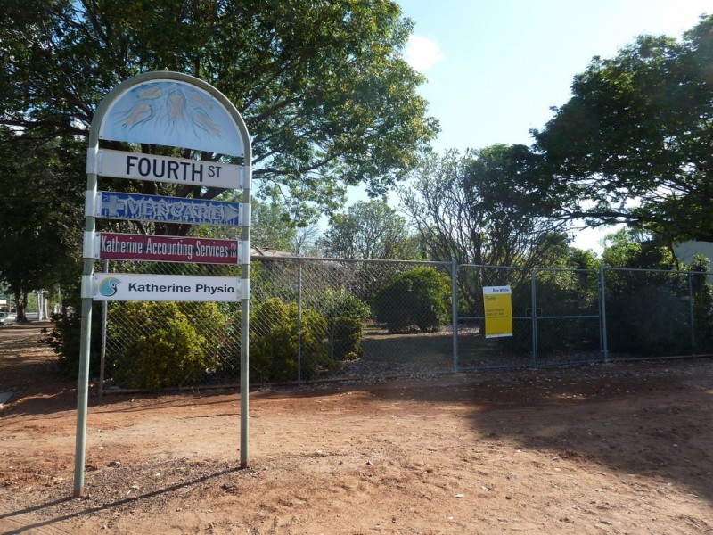 18 Giles Street, Katherine NT 0850