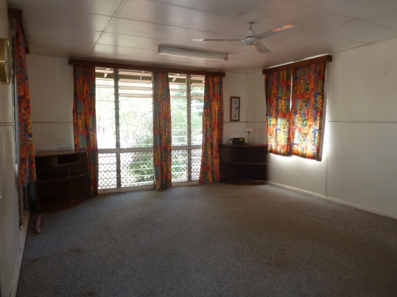 18 Giles Street, Katherine NT 0850