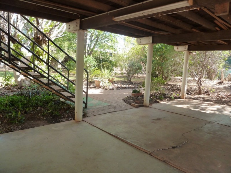 18 Giles Street, Katherine NT 0850