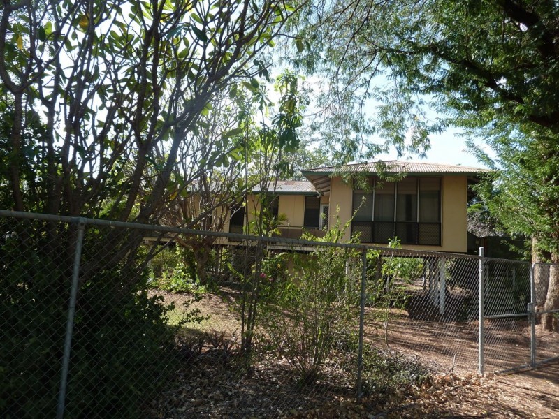18 Giles Street, Katherine NT 0850