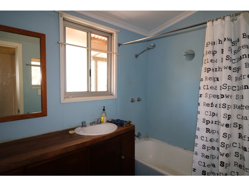 59 Maluka Road, Katherine NT 0850
