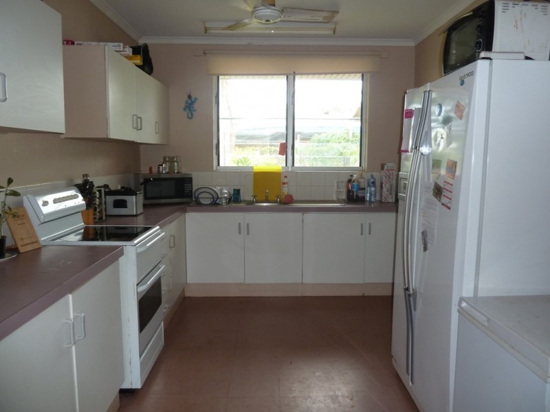 82 Maluka Road, Katherine NT 0850