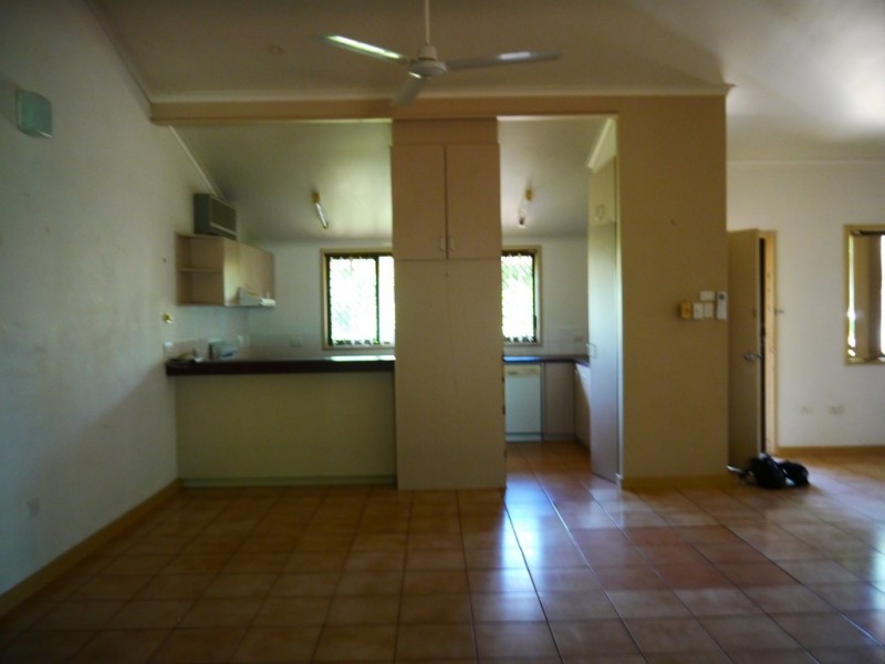 24 Sandalwood Cres, Katherine NT 0850
