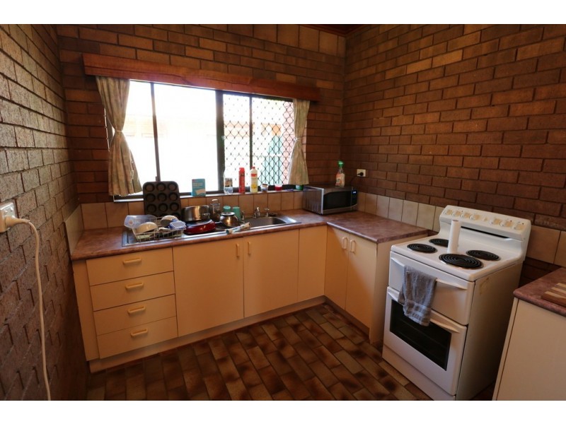13 / 10 Victoria Highway, Katherine NT 0850