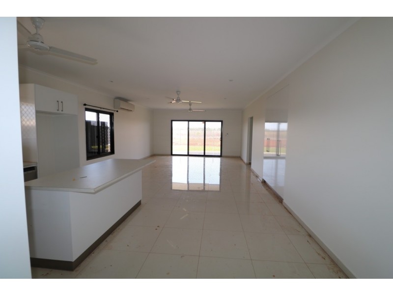 29 Bradshaw Cres, Katherine NT 0850