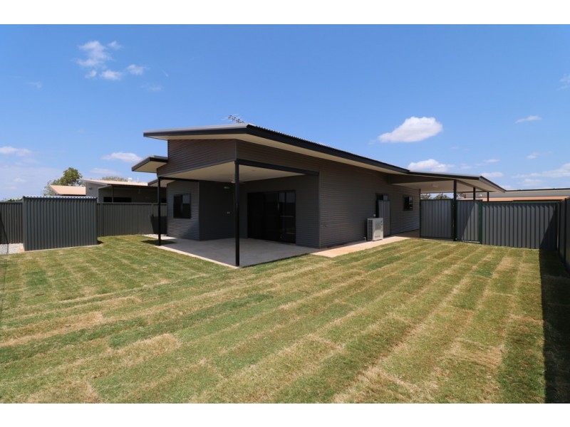 29 Bradshaw Cres, Katherine NT 0850