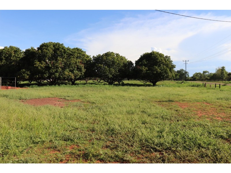 45 Ivanoff Road, Katherine NT 0850