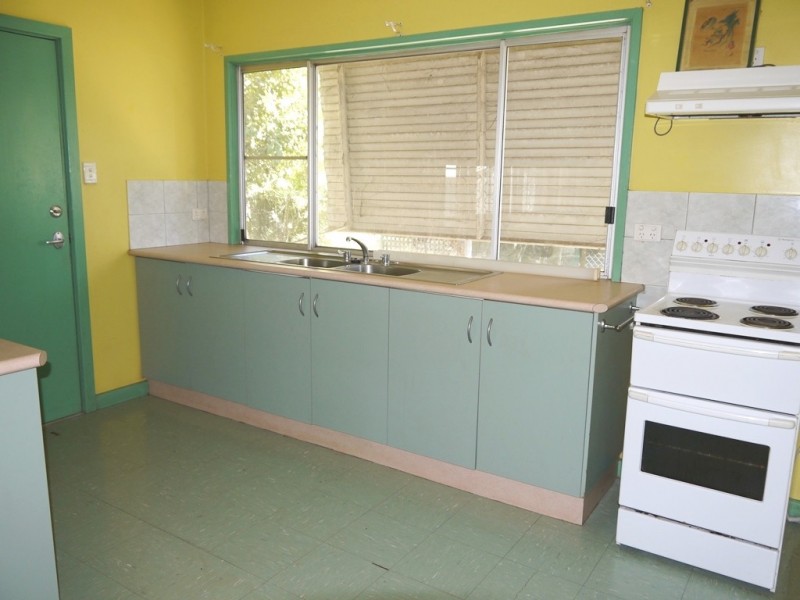 8 Dowling Street, Katherine NT 0850
