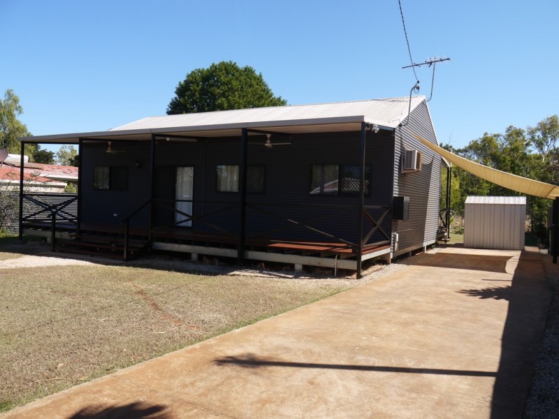 11 Sandalwood Crescent, Katherine NT 0850