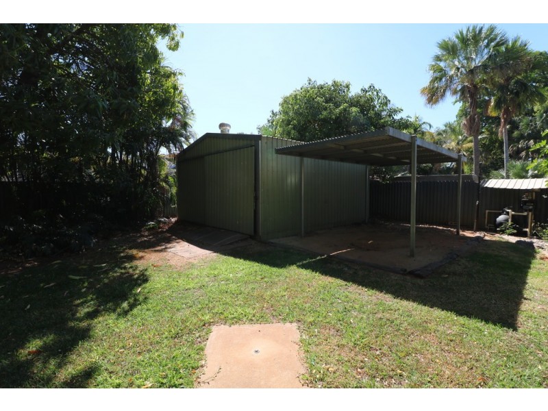 11 Walter Young Street, Katherine NT 0850
