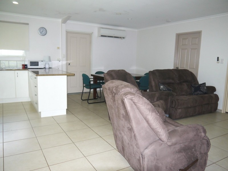 8 Fuller Crescent, Katherine NT 0850