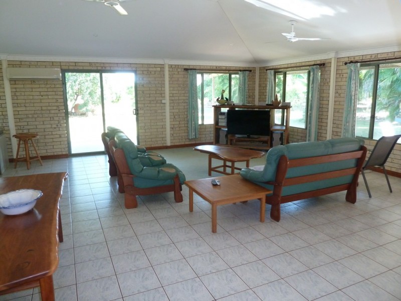 220 Collins Road, Katherine NT 0850