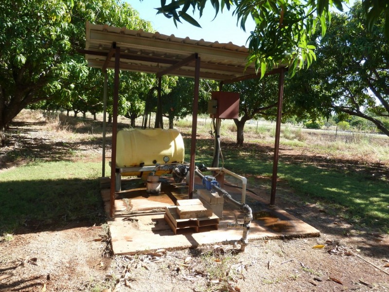 220 Collins Road, Katherine NT 0850