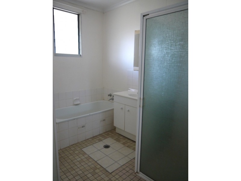 8 Holtze Crescent, Katherine NT 0850