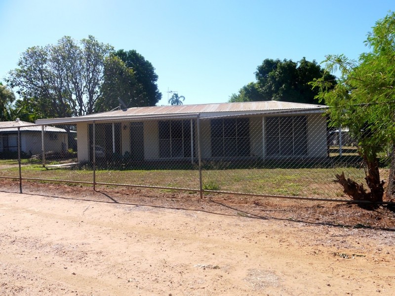 9 Shaw Street, Katherine NT 0850