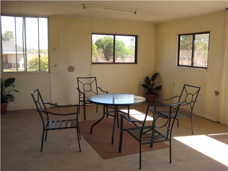 25 Gwendoline Drive, Katherine NT 0850
