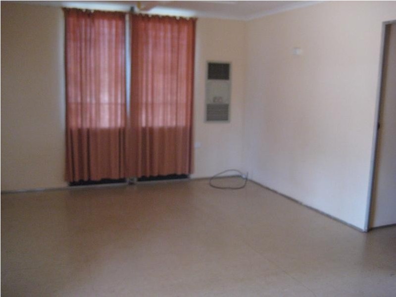 25 Gwendoline Drive, Katherine NT 0850