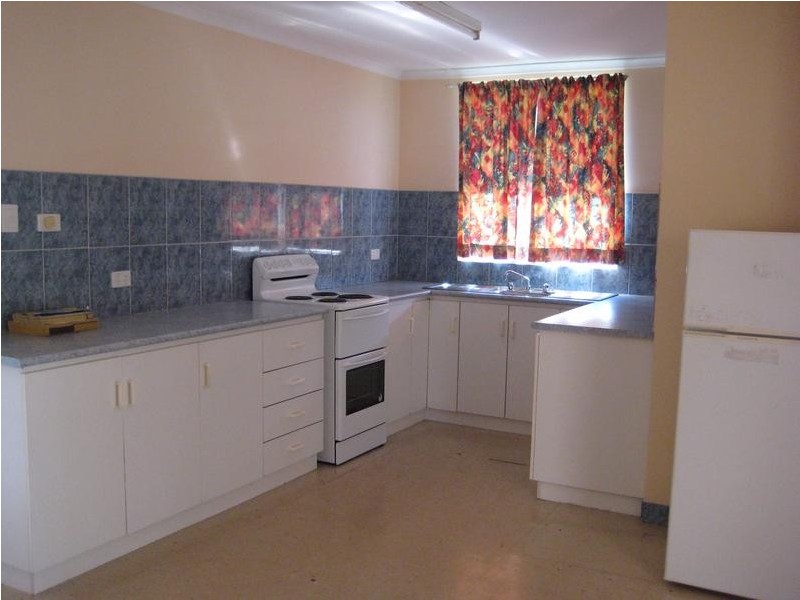25 Gwendoline Drive, Katherine NT 0850