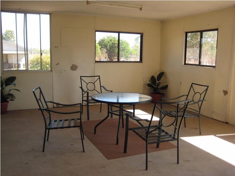 25 Gwendoline Drive, Katherine NT 0850