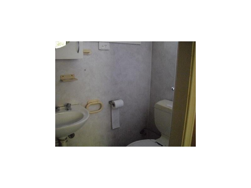 194 Shadforth – Cabin Two, Katherine NT 0850