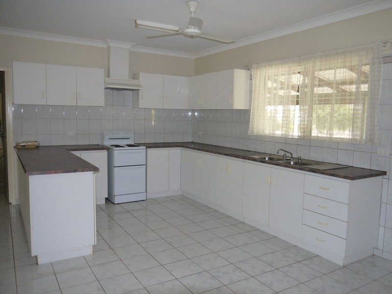 14 Fogarty Street, Katherine NT 0850