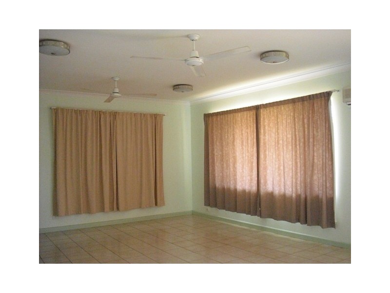 4 Auster Street, Katherine NT 0850