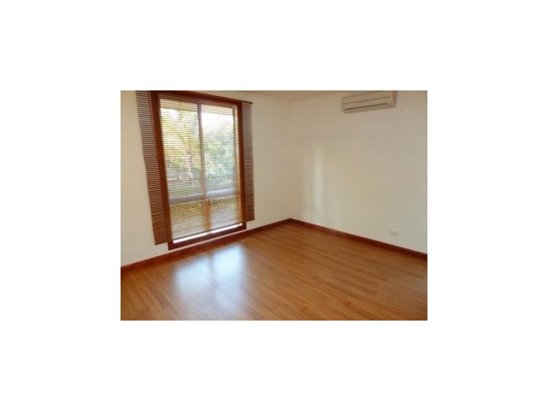 19 Donegan Crescent, Katherine NT 0850