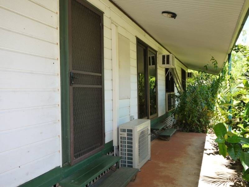 25 Wallace Court, Katherine NT 0850