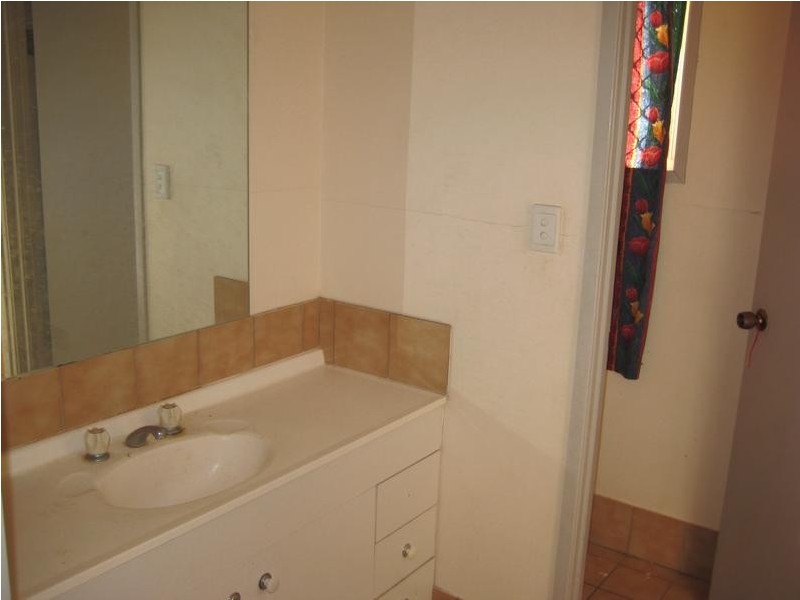 12 Elliot Street, Katherine NT 0850