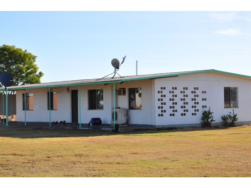 “MURRANJI” STATION, Elliott NT 0862