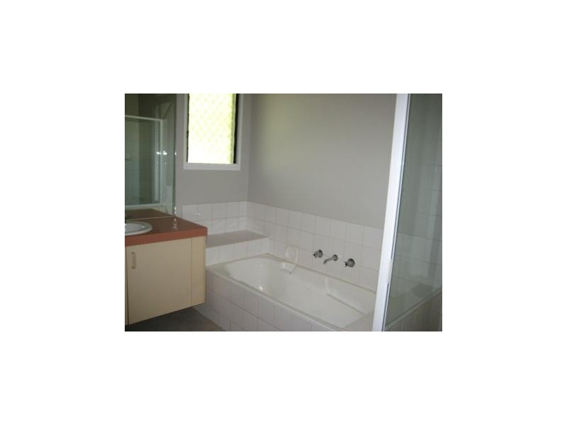 16 Needham Terrace, Katherine NT 0850