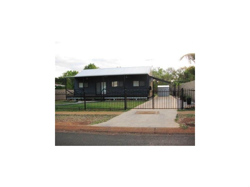 11 Sandalwood Crescent, Katherine NT 0850