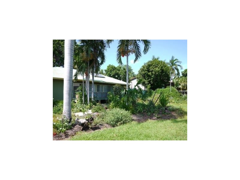 8 Dowling Street, Katherine NT 0850