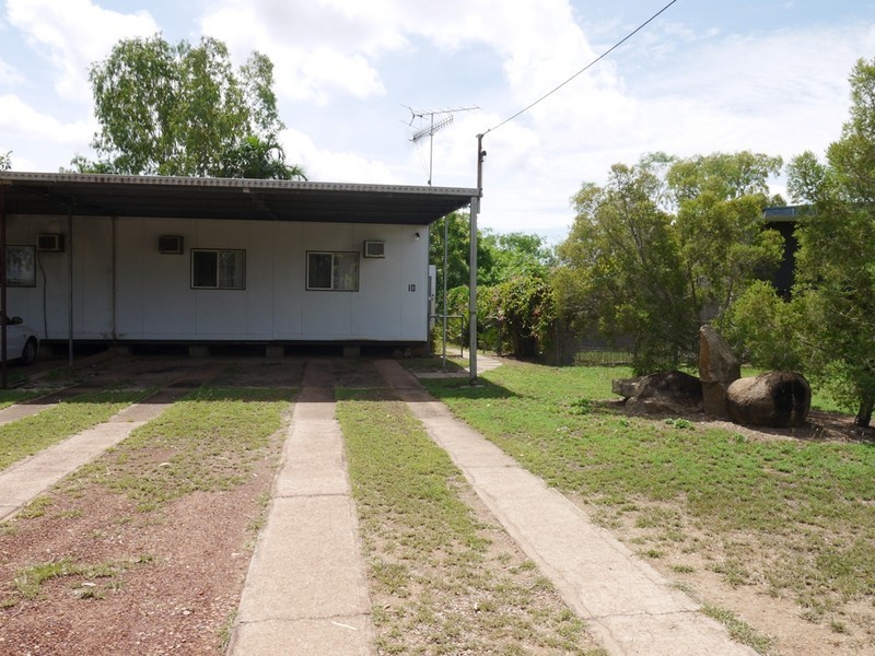 2/10  Buchanan Street, Katherine NT 0850