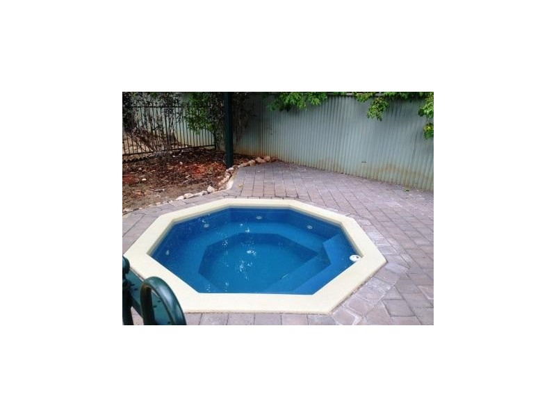 3 Holtze Crescent, Katherine NT 0850