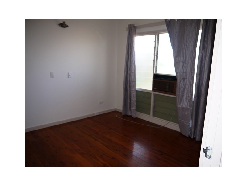 65  Giles, Katherine NT 0850